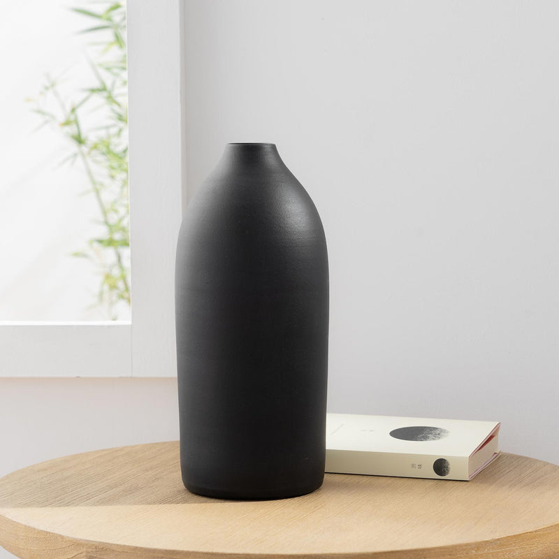 Vase en céramique Tune Black